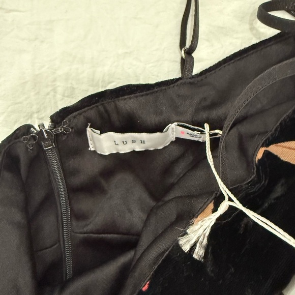 Lush Black and Orange Halter Sheath Mini Dress - Picture 5 of 6